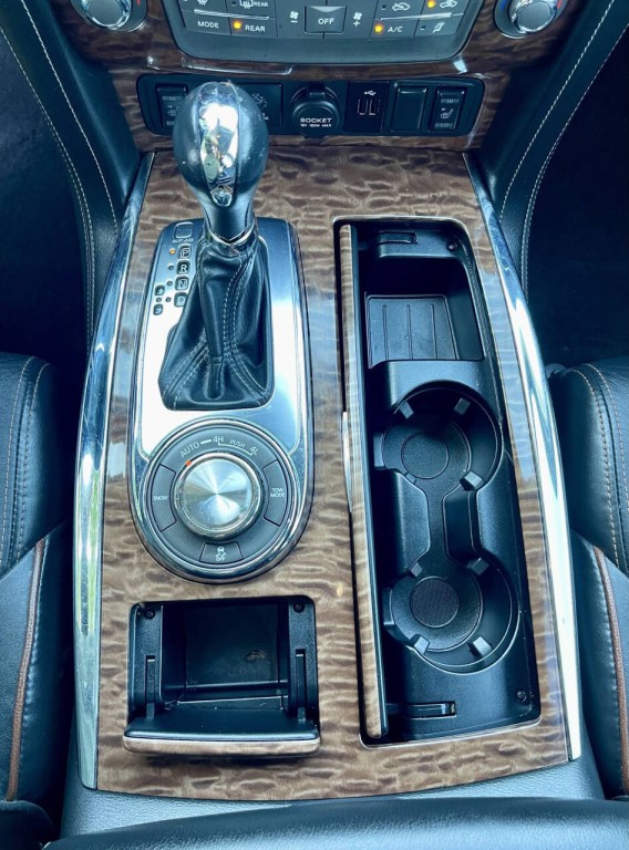 2020 Nissan Armada Image 26