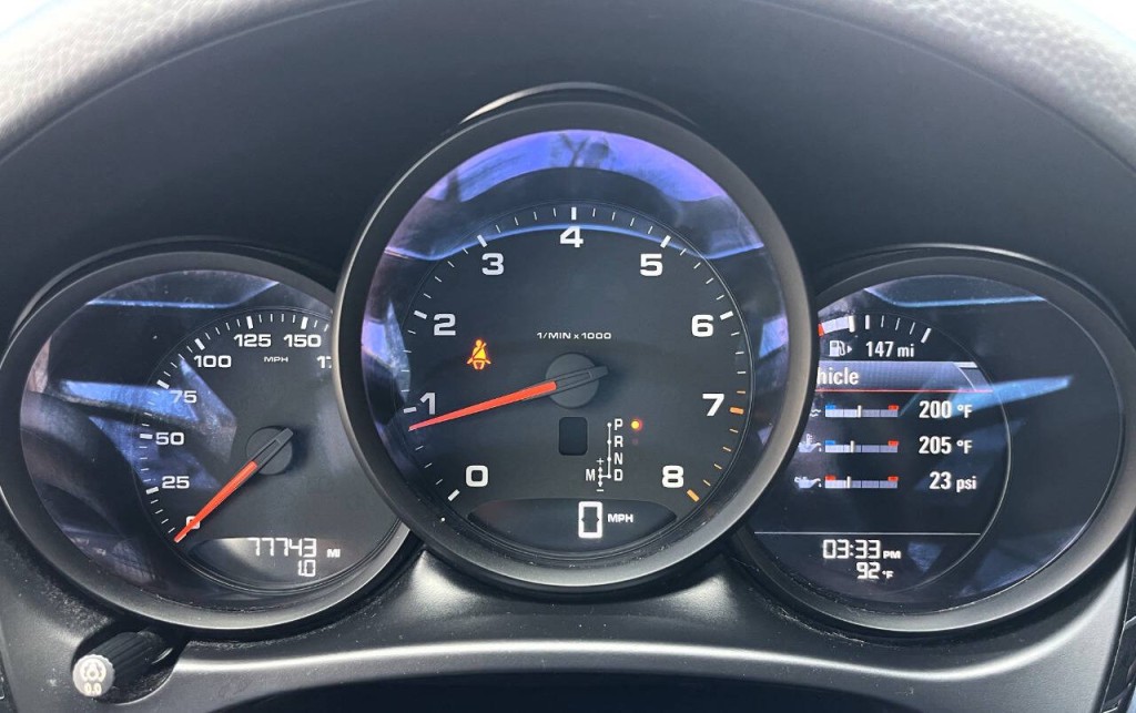 2017 Porsche Macan Image 18