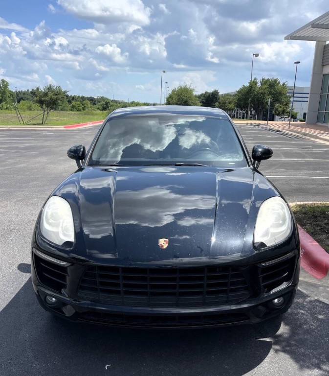 2017 Porsche Macan Image 26