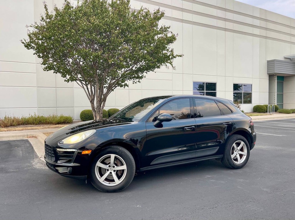 2017 Porsche Macan Image 3
