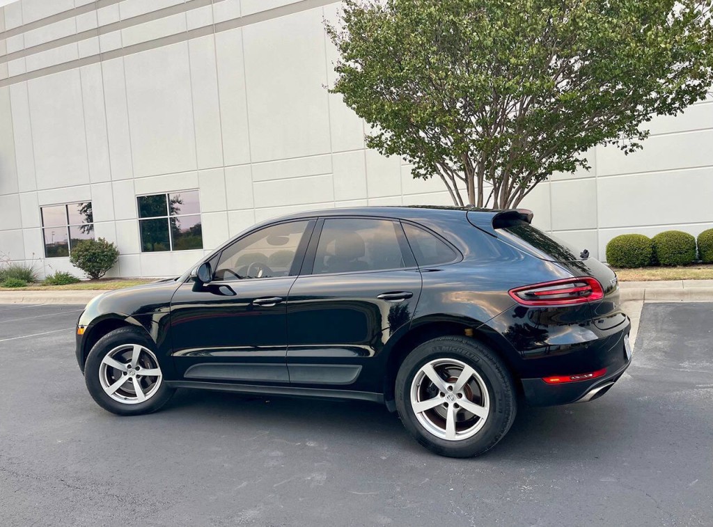2017 Porsche Macan Image 4