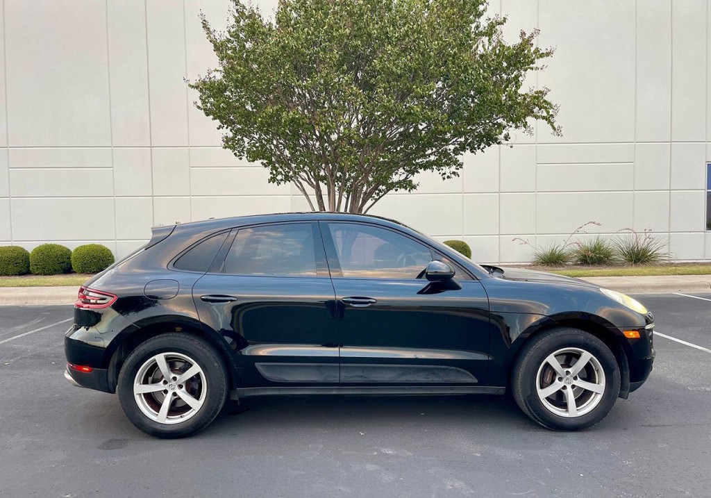 2017 Porsche Macan Image 7