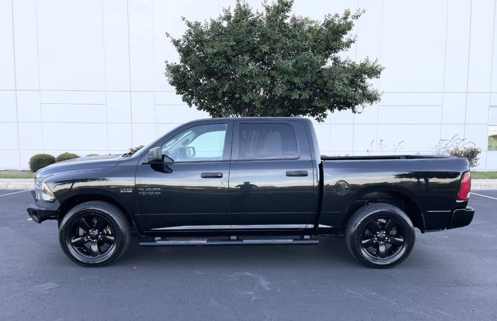 2017 RAM 1500 Image 5
