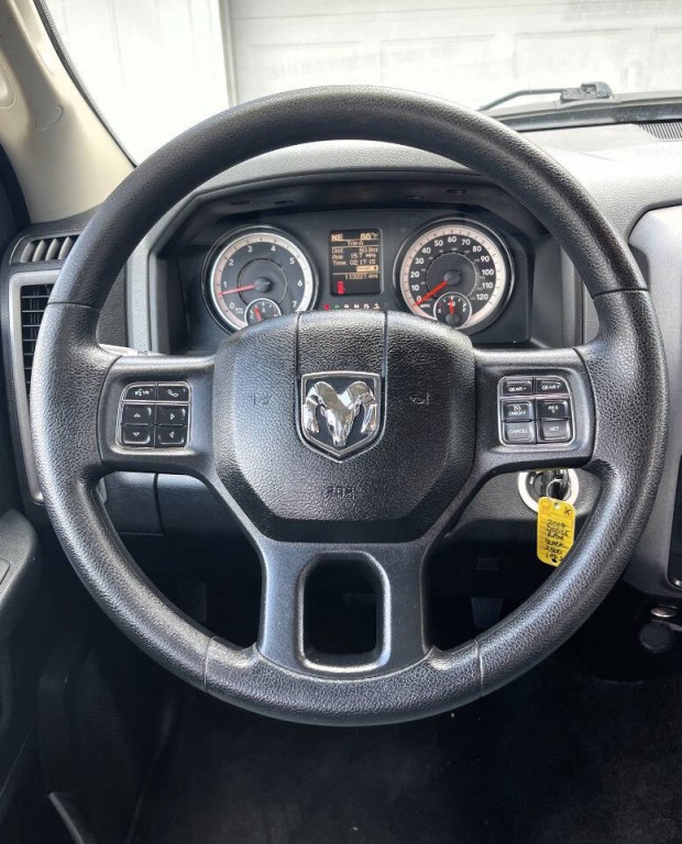 2017 RAM 1500 Image 16