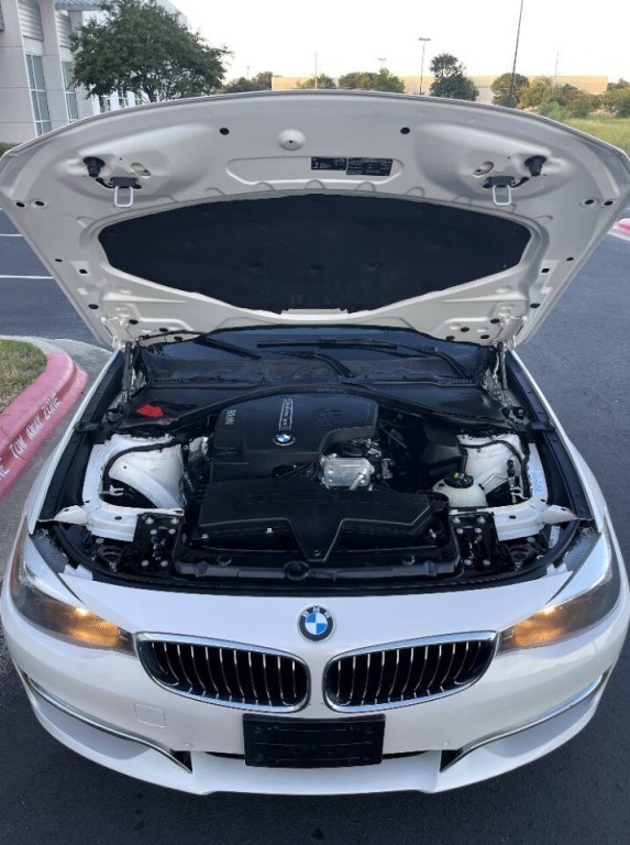 2015 BMW 3 Series Image 31