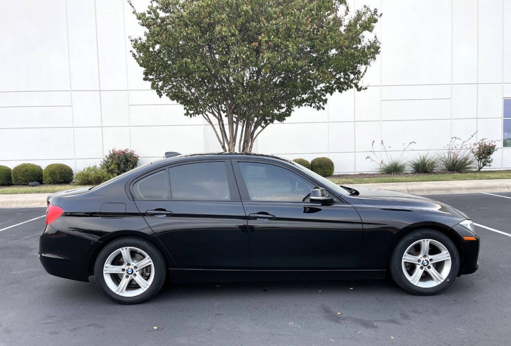 2015 BMW 3 Series Image 5