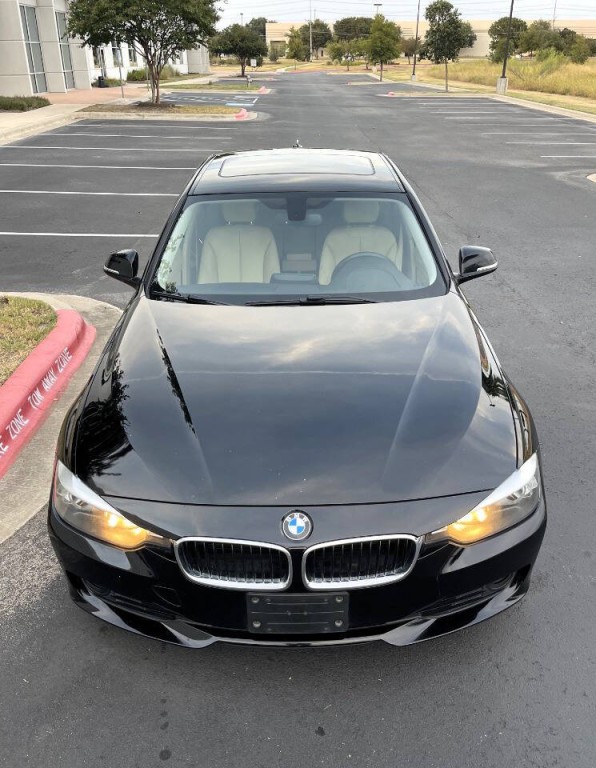 2015 BMW 3 Series Image 25