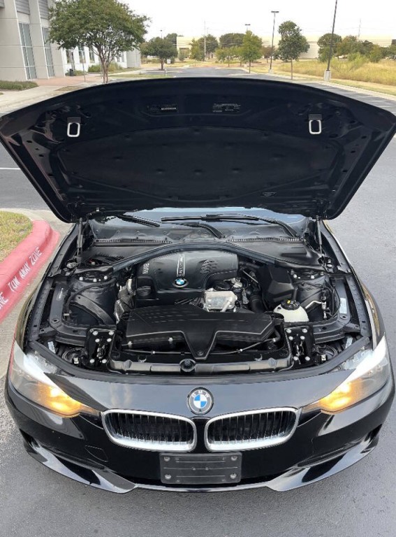 2015 BMW 3 Series Image 27