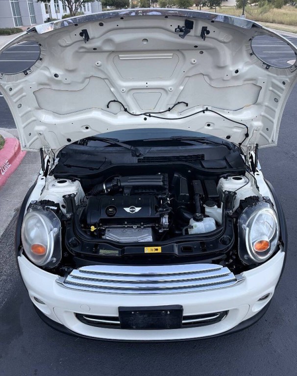 2013 MINI Cooper Image 26