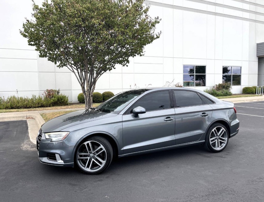 2018 Audi A3 Image 2
