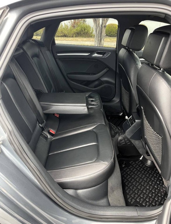 2018 Audi A3 Image 10
