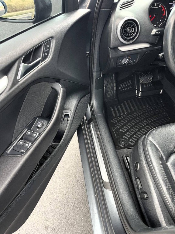 2018 Audi A3 Image 24