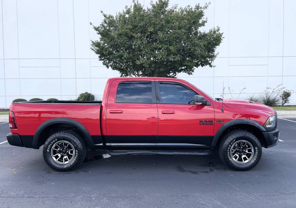 2016 RAM 1500 Image 5
