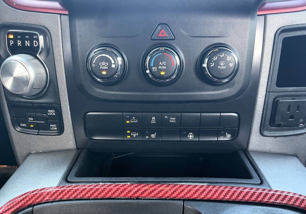 2016 RAM 1500 Image 15