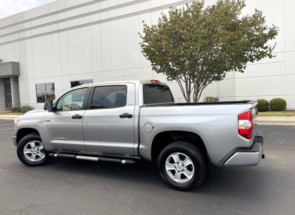 2016 Toyota Tundra Image 4
