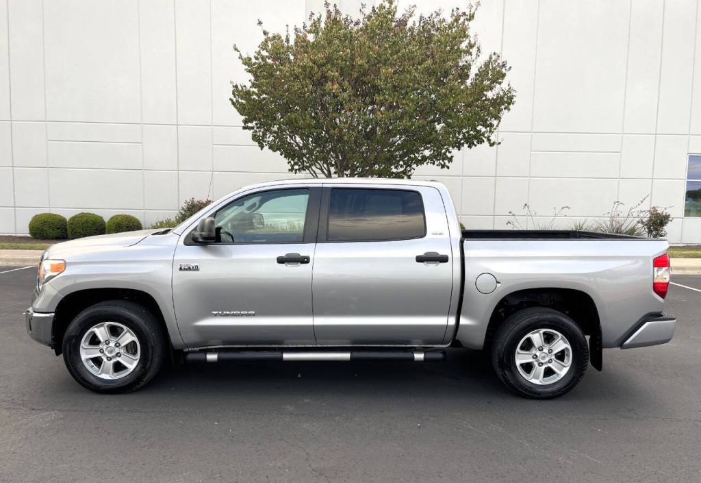 2016 Toyota Tundra Image 6