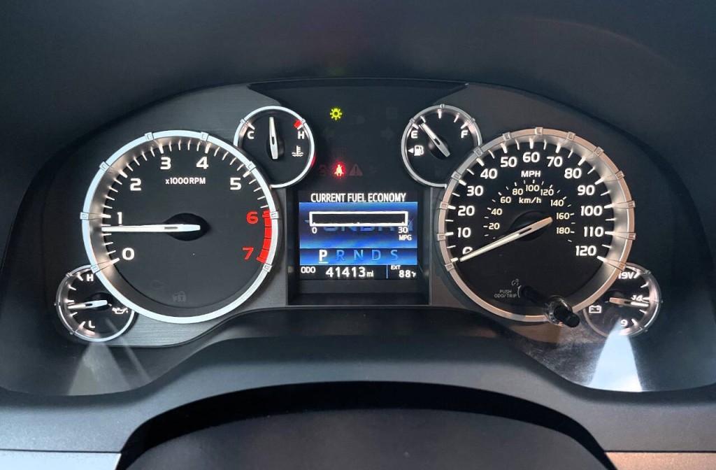 2016 Toyota Tundra Image 15