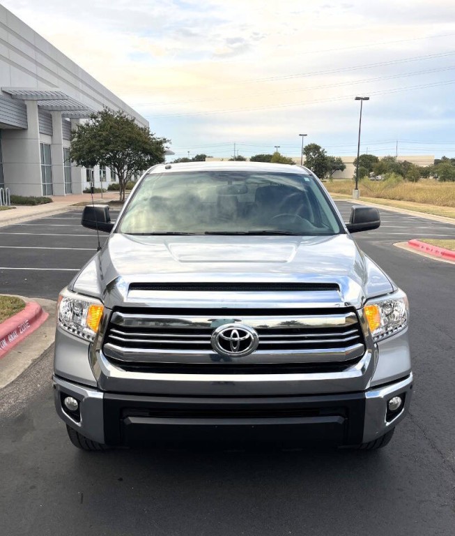 2016 Toyota Tundra Image 28