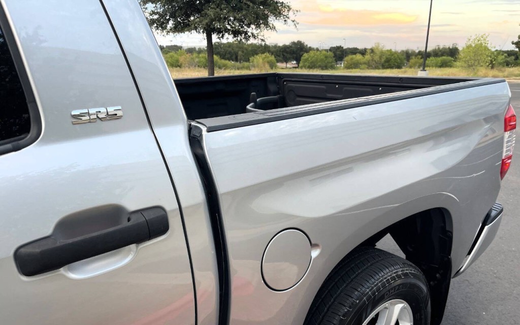 2016 Toyota Tundra Image 33