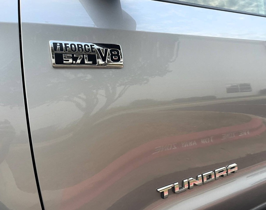 2016 Toyota Tundra Image 34