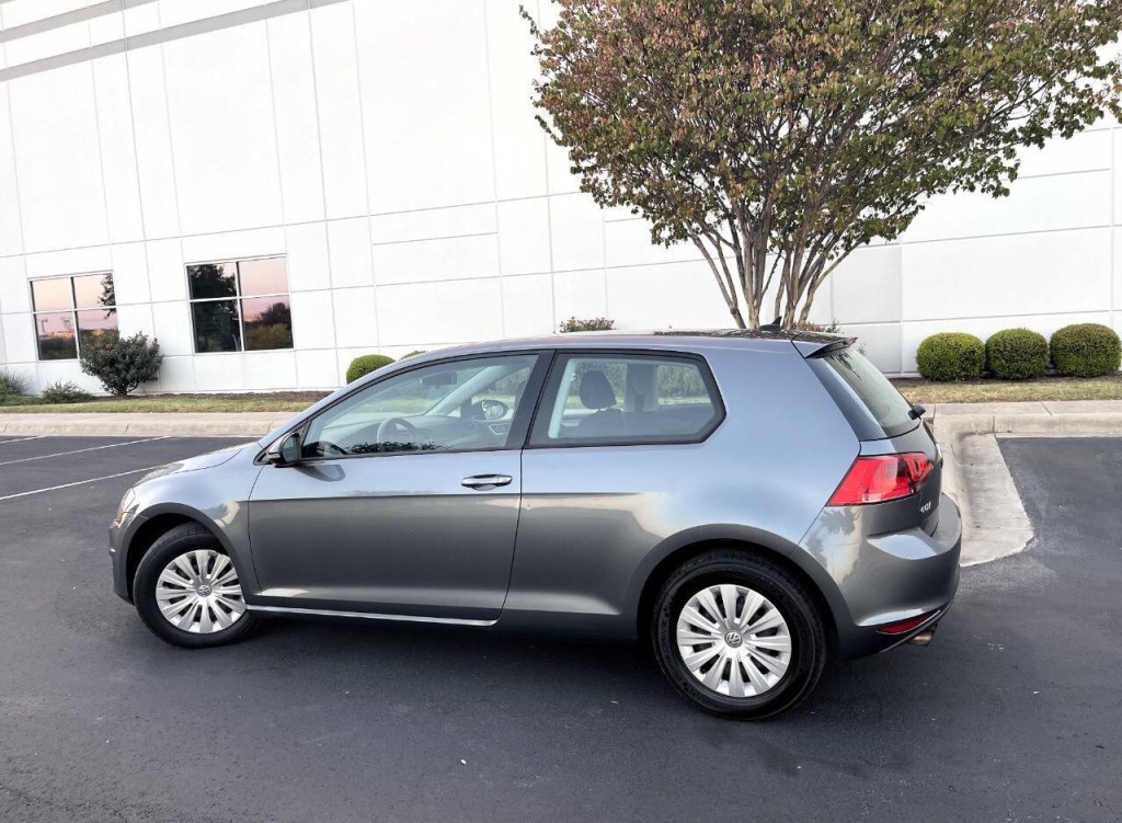 2015 Volkswagen Golf Image 4