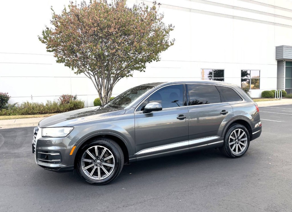 2019 Audi Q7 Image 2