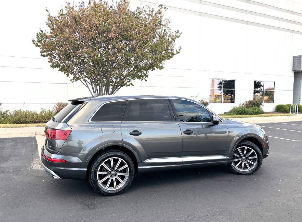 2019 Audi Q7 Image 3