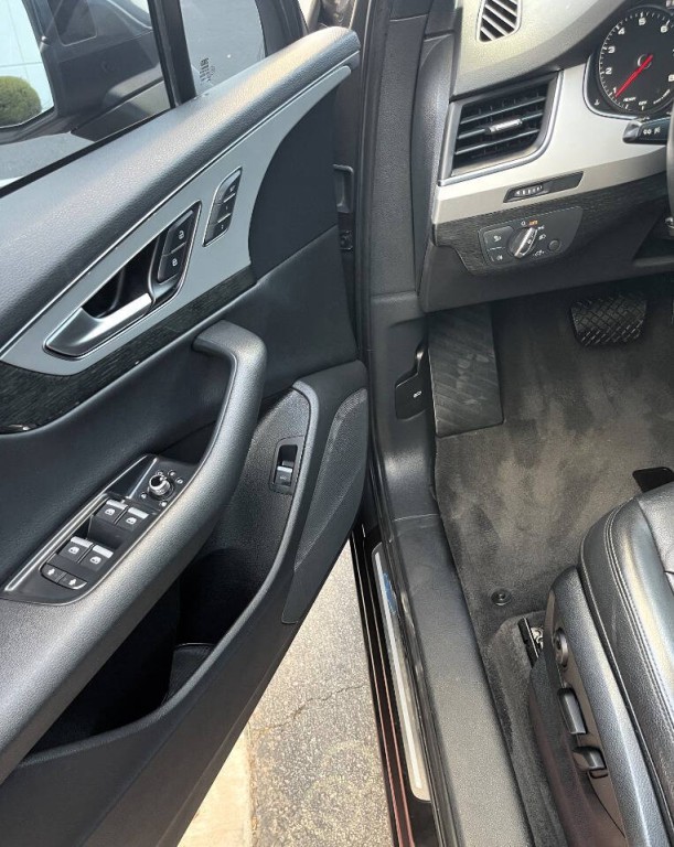 2019 Audi Q7 Image 25