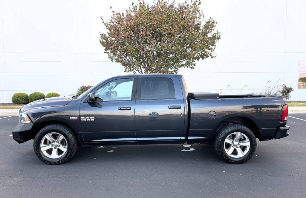 2014 RAM 1500 Image 5