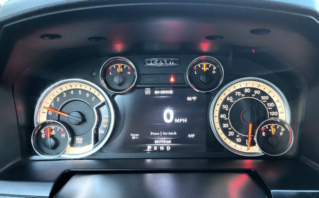 2014 RAM 1500 Image 13
