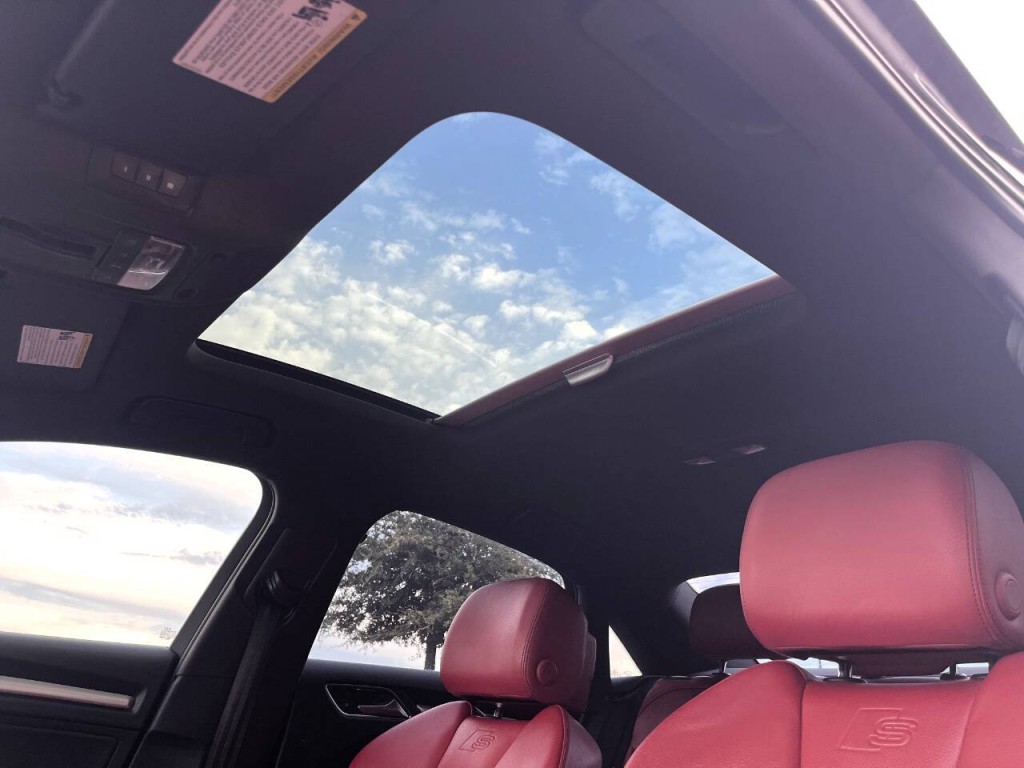 2018 Audi S3 Image 24