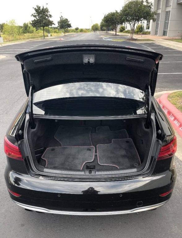 2018 Audi S3 Image 32