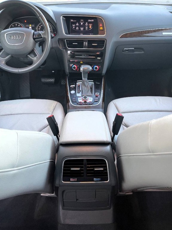 2015 Audi Q5 Image 12
