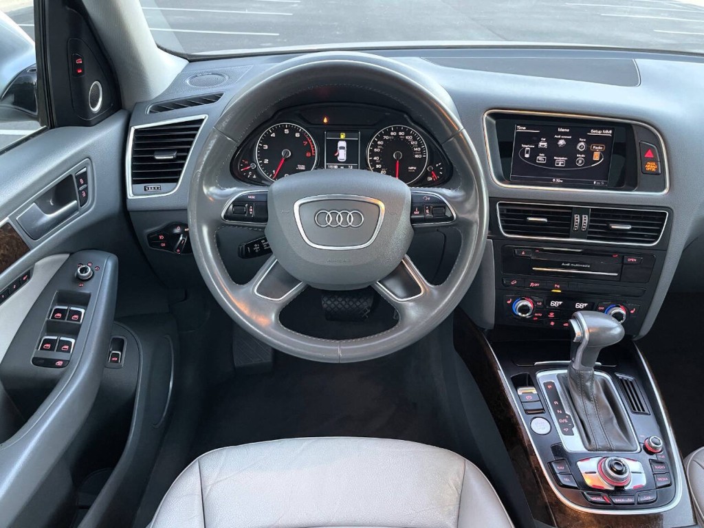 2015 Audi Q5 Image 17