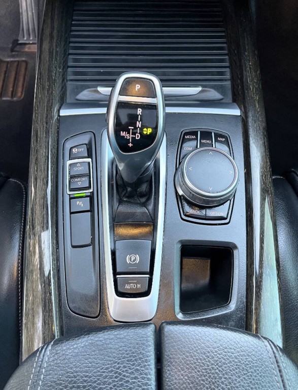 2018 BMW X5 Image 16