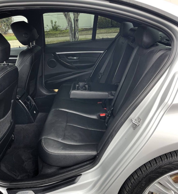 2016 BMW 3 Series Image 9