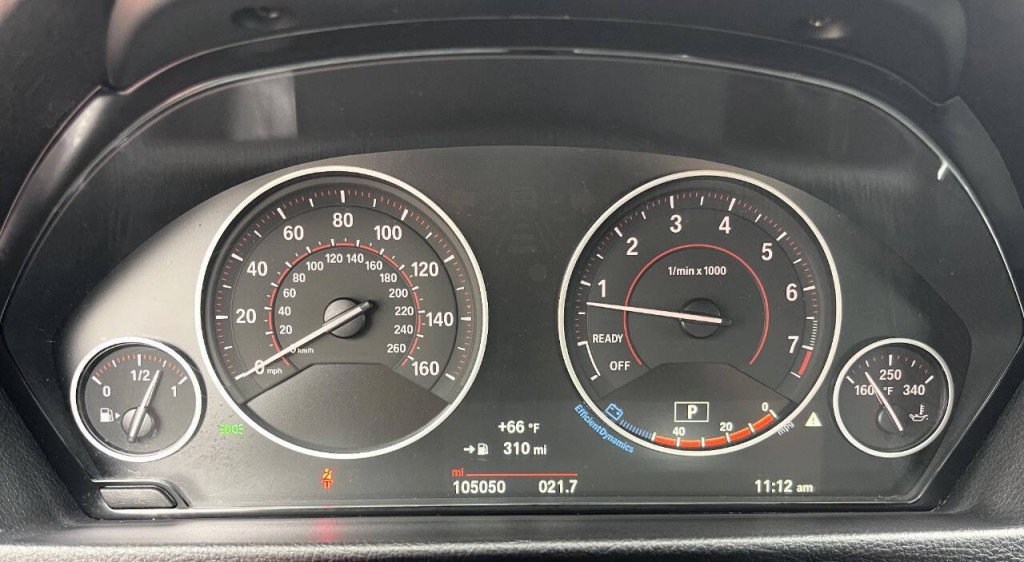 2016 BMW 3 Series Image 23