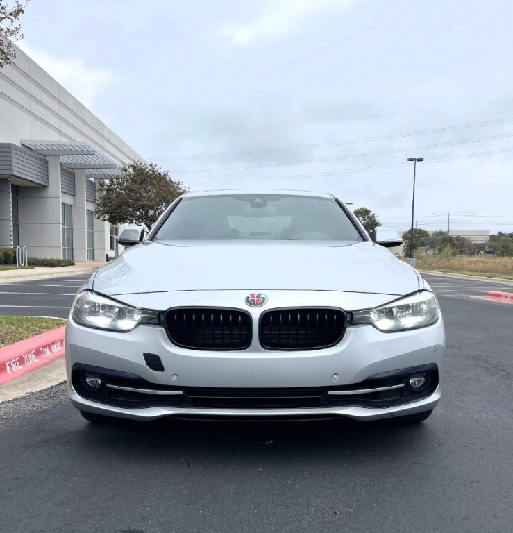 2016 BMW 3 Series Image 27