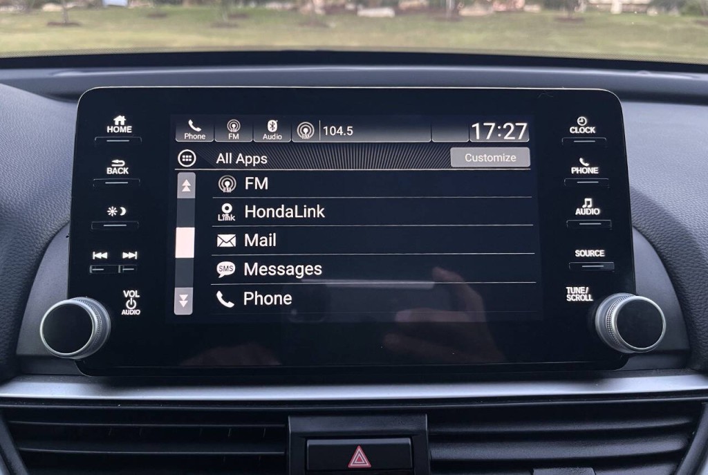 2020 Honda Accord Image 14