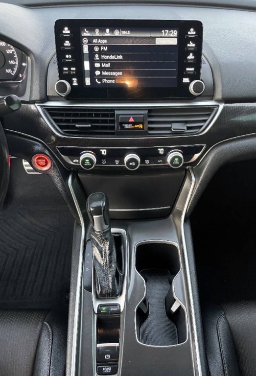 2020 Honda Accord Image 17