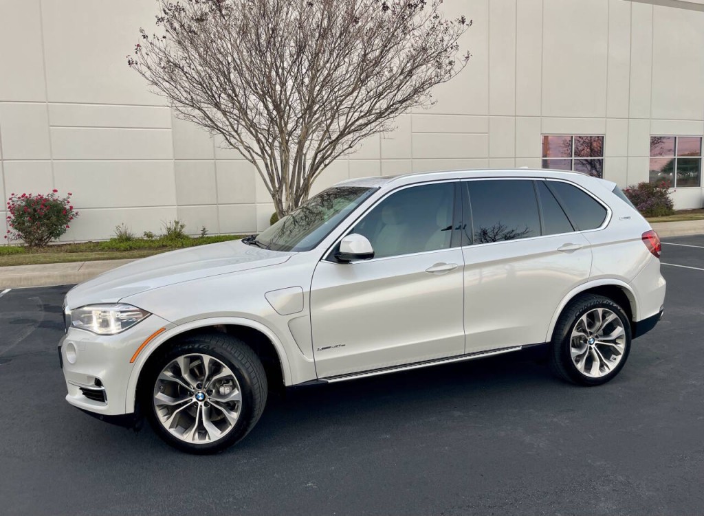 2017 BMW X5 Image 2