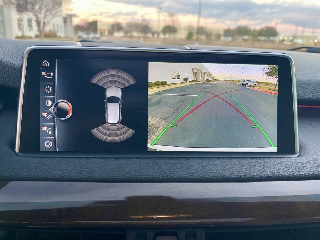 2017 BMW X5 Image 19