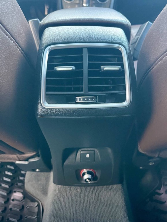 2018 Audi Q3 Image 23