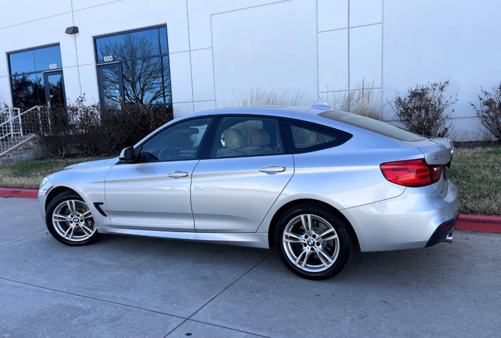 2014 BMW 3 Series Image 5