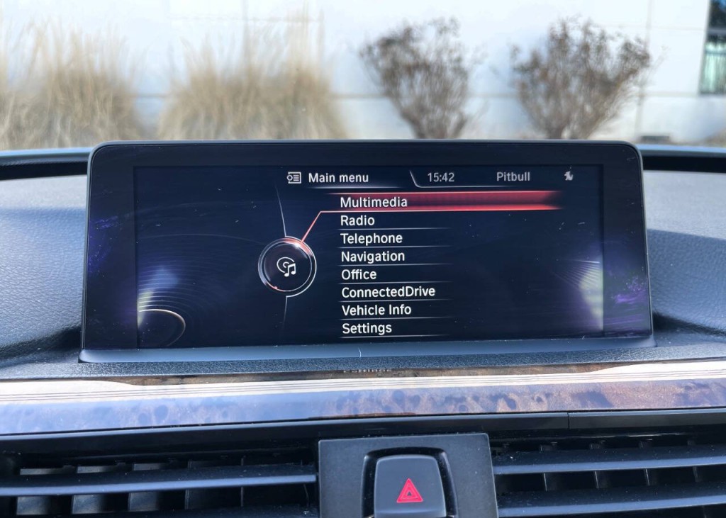 2014 BMW 3 Series Image 13