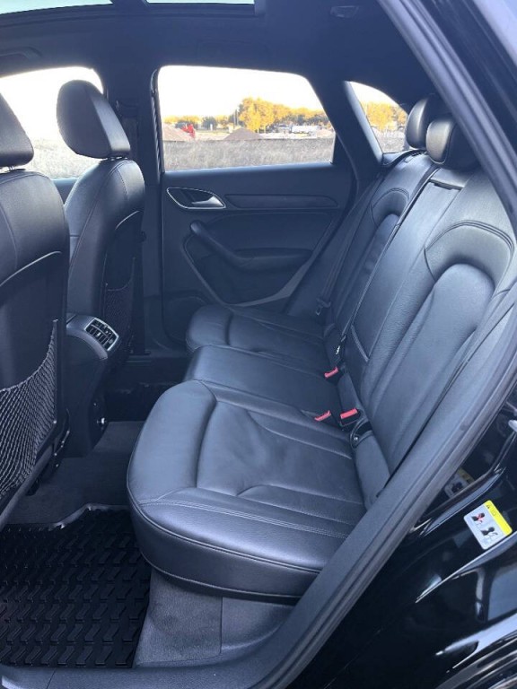 2018 Audi Q3 Image 10