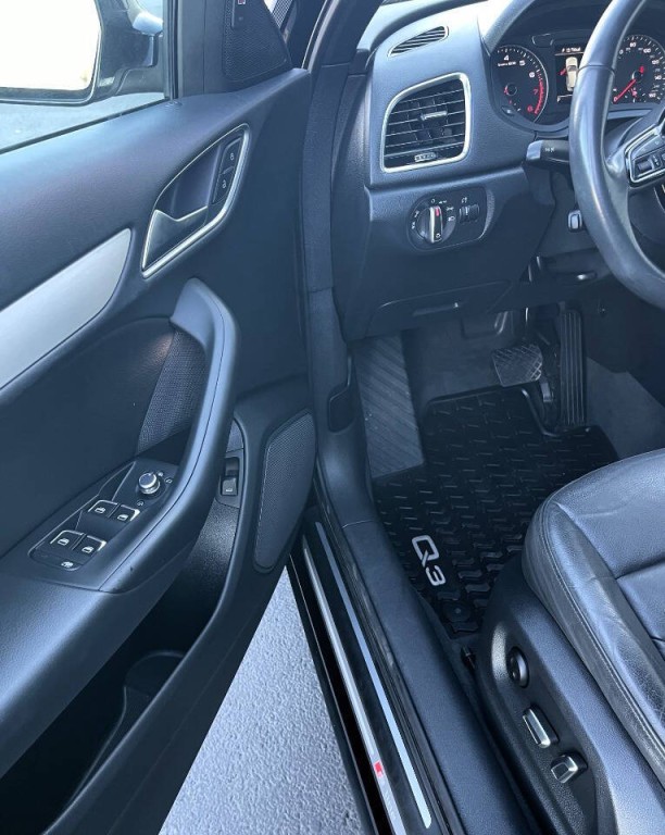 2018 Audi Q3 Image 24