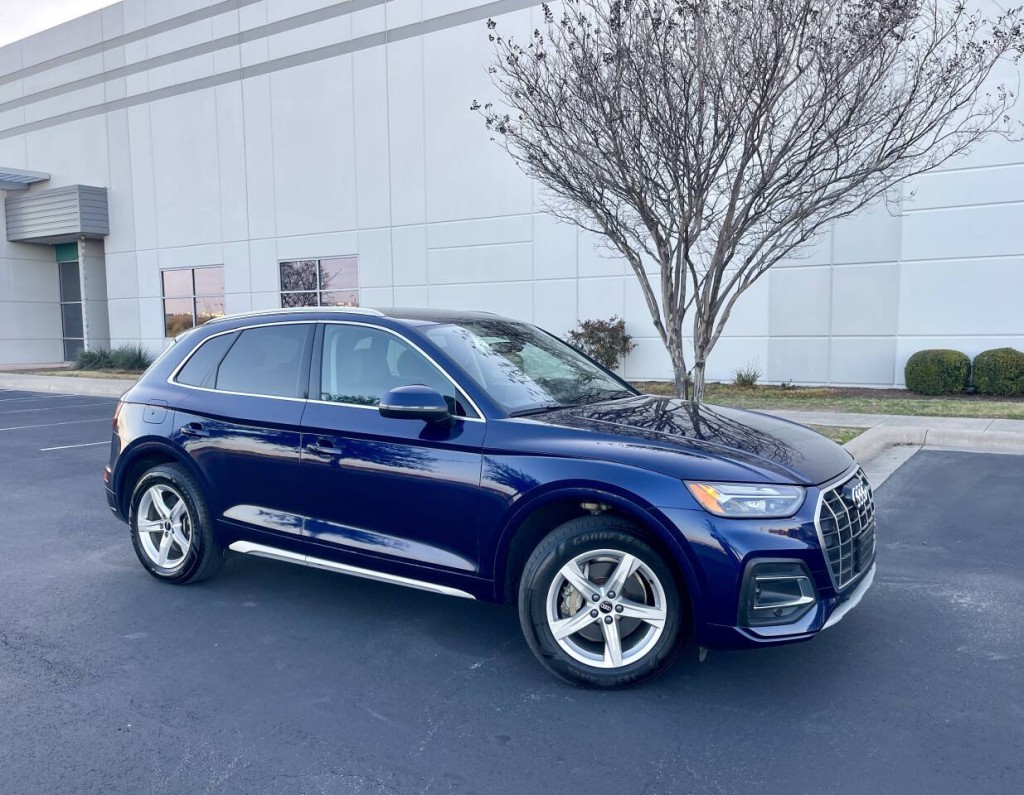 2021 Audi Q5 Image 2