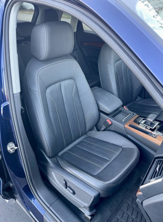 2021 Audi Q5 Image 9