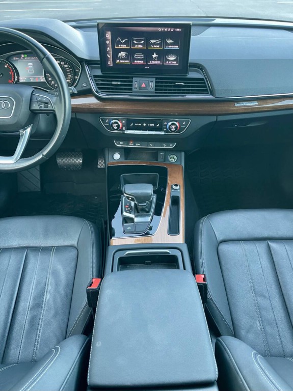 2021 Audi Q5 Image 18